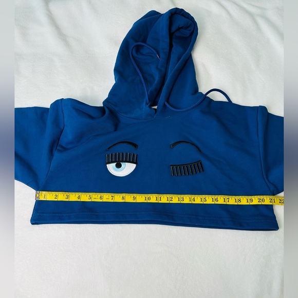 CHIARA FERRAGNI Cropped Hooded Sweatshirt Size Medium - Picture 6 of 8